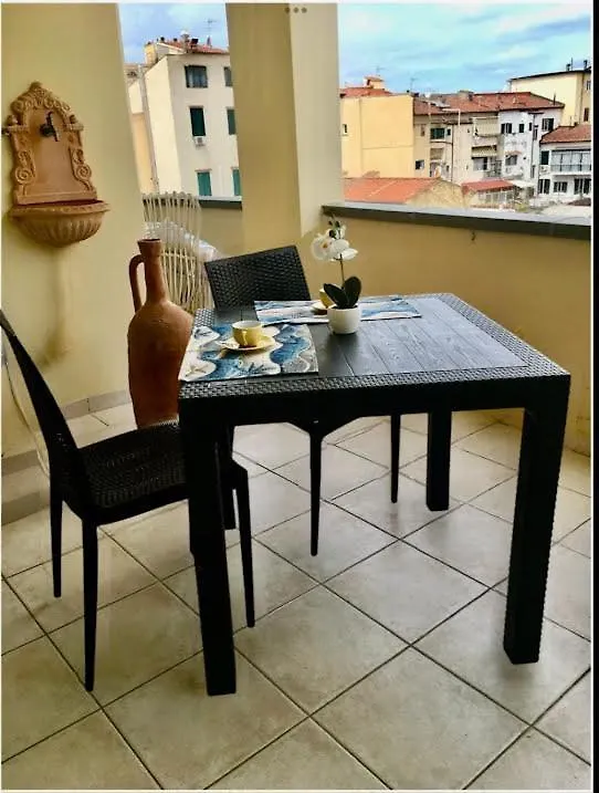 A Due Passi Dal Mare Apartment Livorno